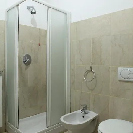Terrace Apartment Close To Metro Station Milano Esterno foto