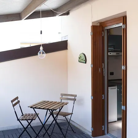 Terrace Apartment Close To Metro Station Milano Esterno foto