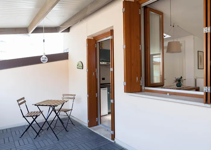 Terrace Apartment Close To Metro Station